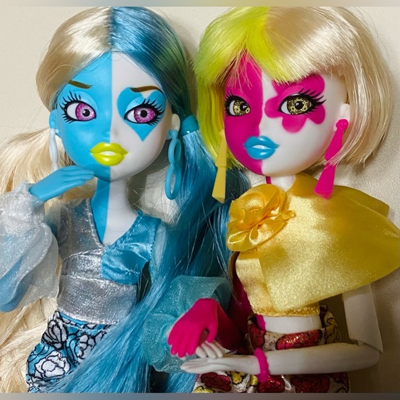 Meet your Artist, Kitty - Picture 12 of 14